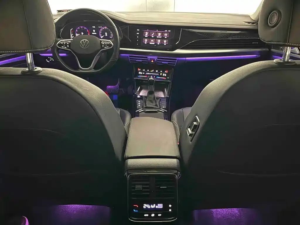 Volkswagen Passat — фото 6