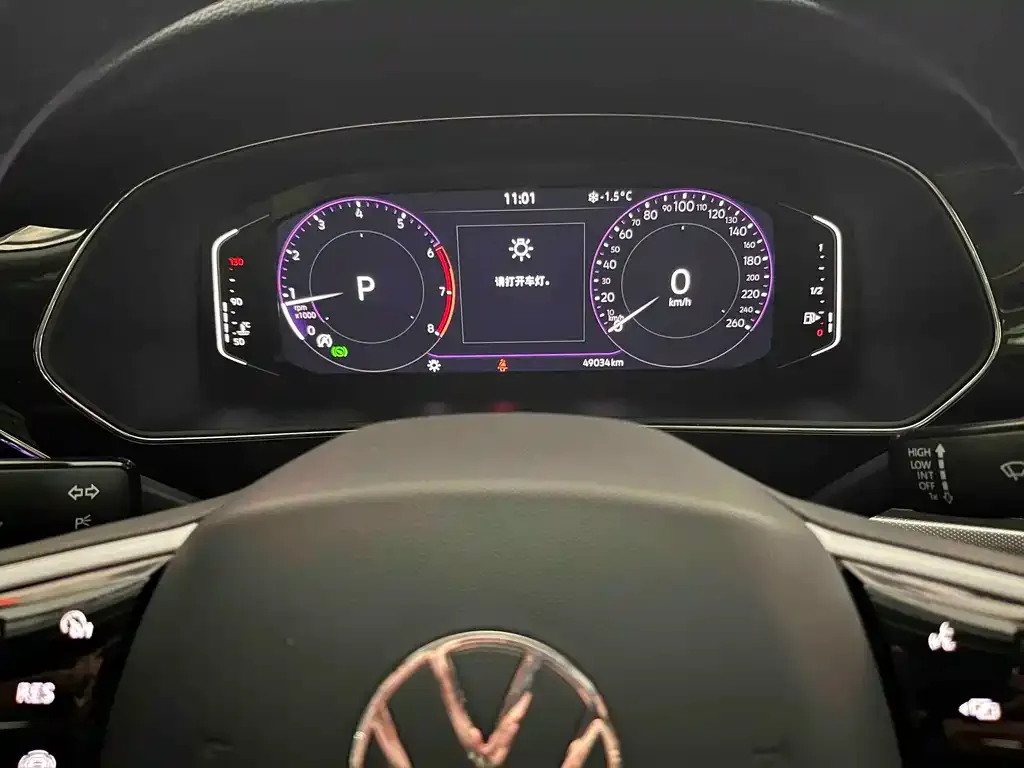 Volkswagen Passat — фото 7