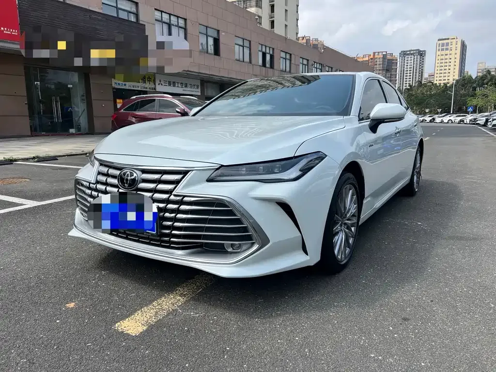 Toyota Avalon 2025 из CN, фото 1
