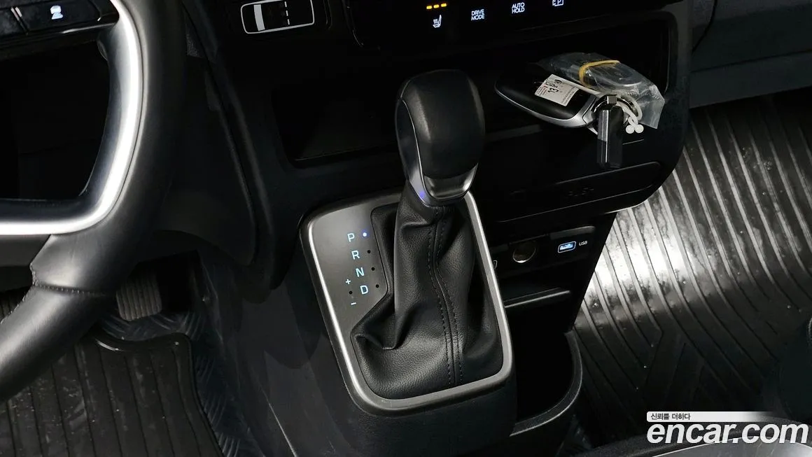 Hyundai Staria 2024 из KR, фото 2