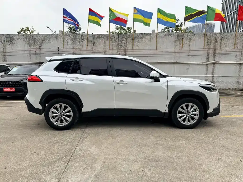 Toyota Corolla Cross 2025 из CN, фото 6