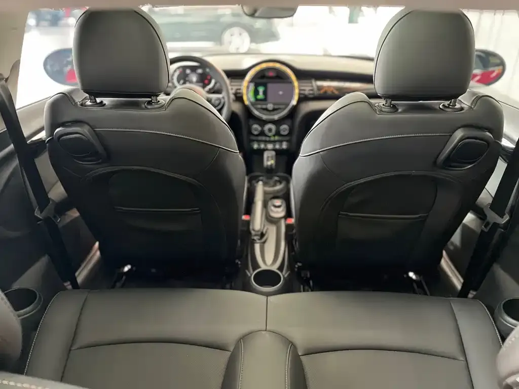 MINI Cooper (3-door) 2021 из CN, фото 2