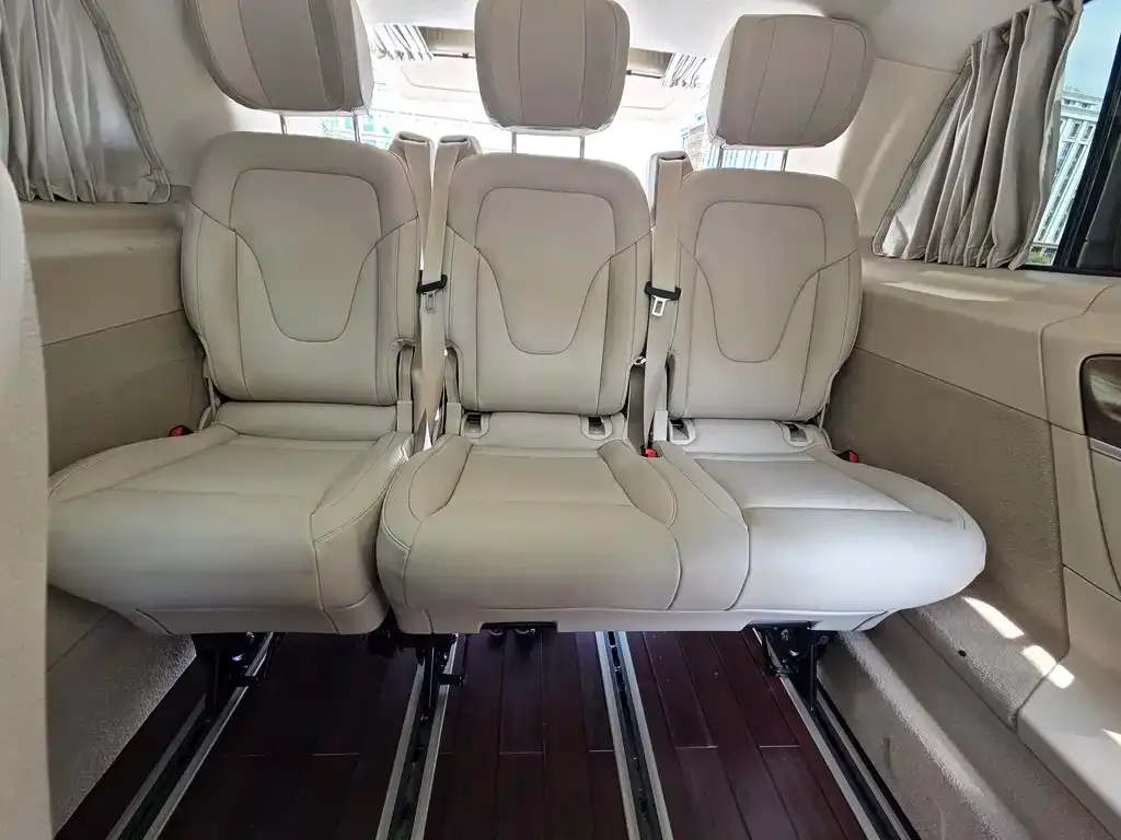 Mercedes-Benz V-Class 2024 из CN, фото 6