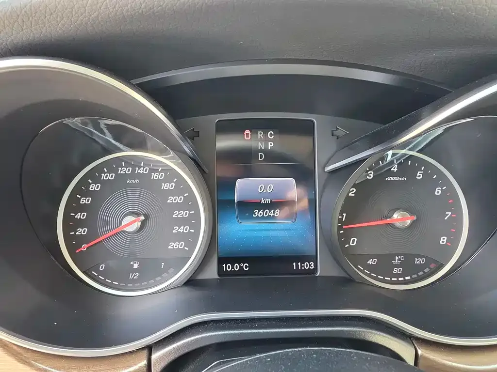 Mercedes-Benz V-Class 2024 из CN, фото 2