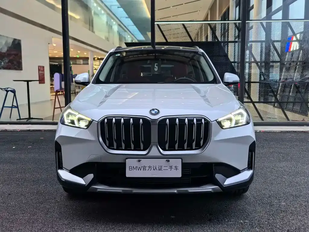 BMW X1 — фото 4