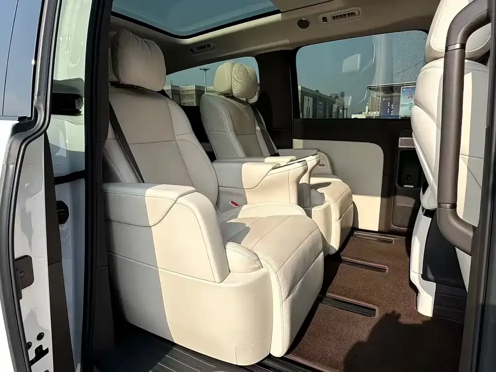 Li Auto MEGA 2025 из CN, фото 8