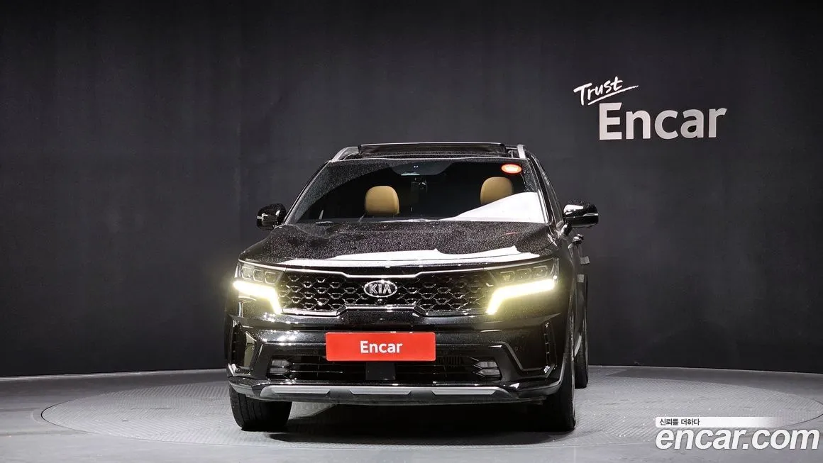 Kia Sorento — фото 5