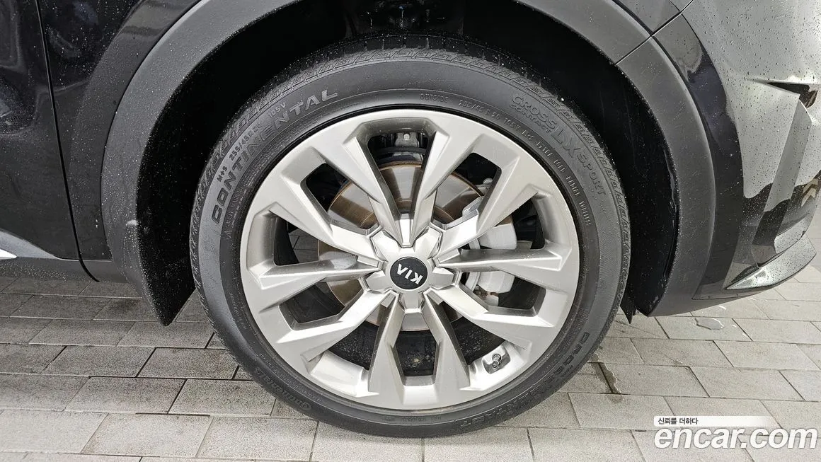 Kia Sorento — фото 8