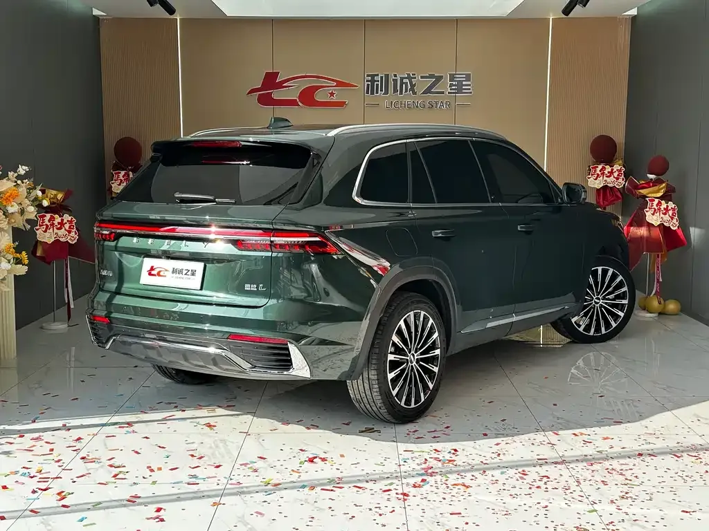 Geely Xingyue L — фото 9