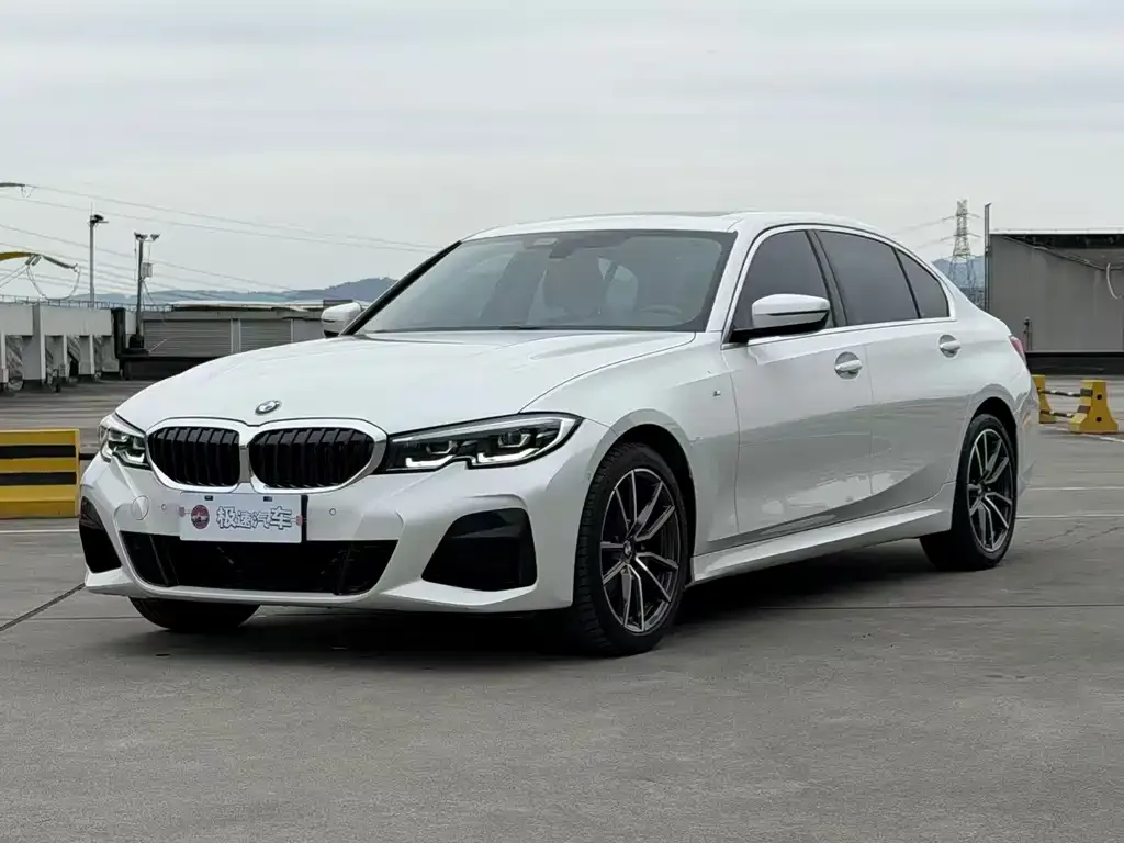 BMW 3 Series — фото 1
