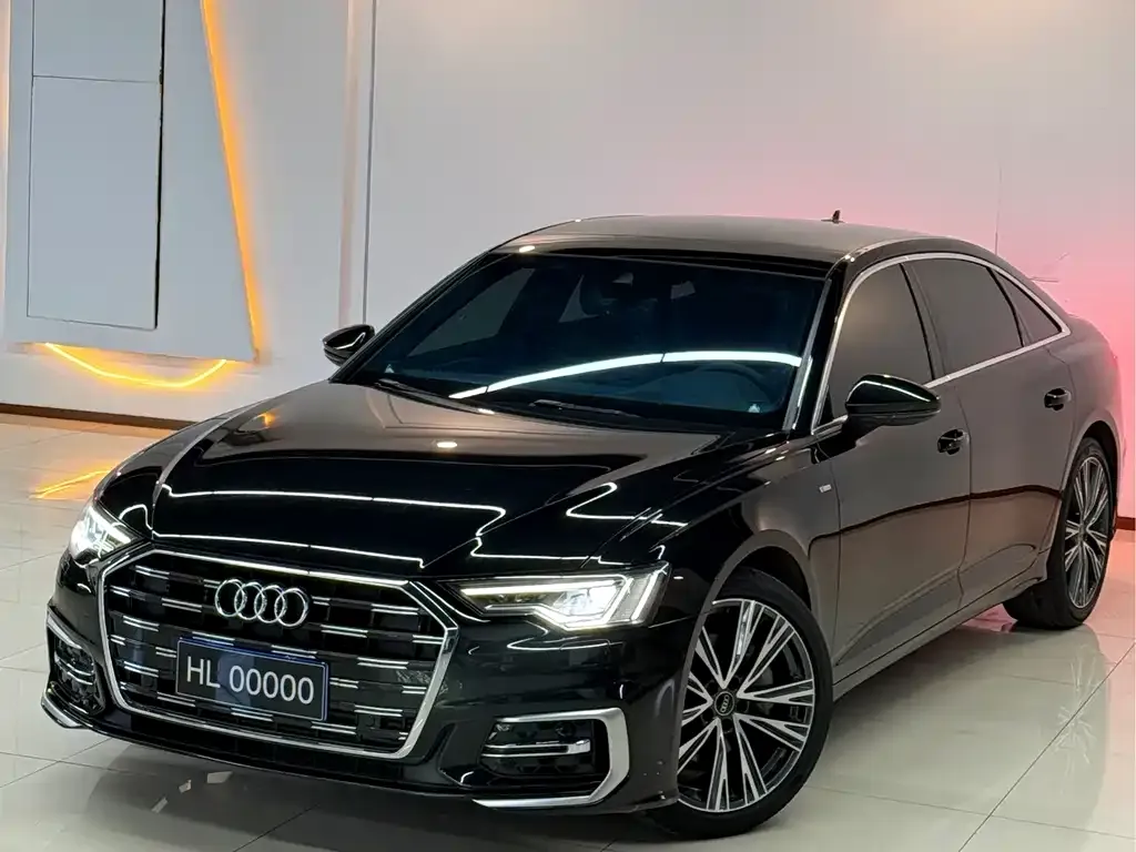 Audi A6L — фото 1