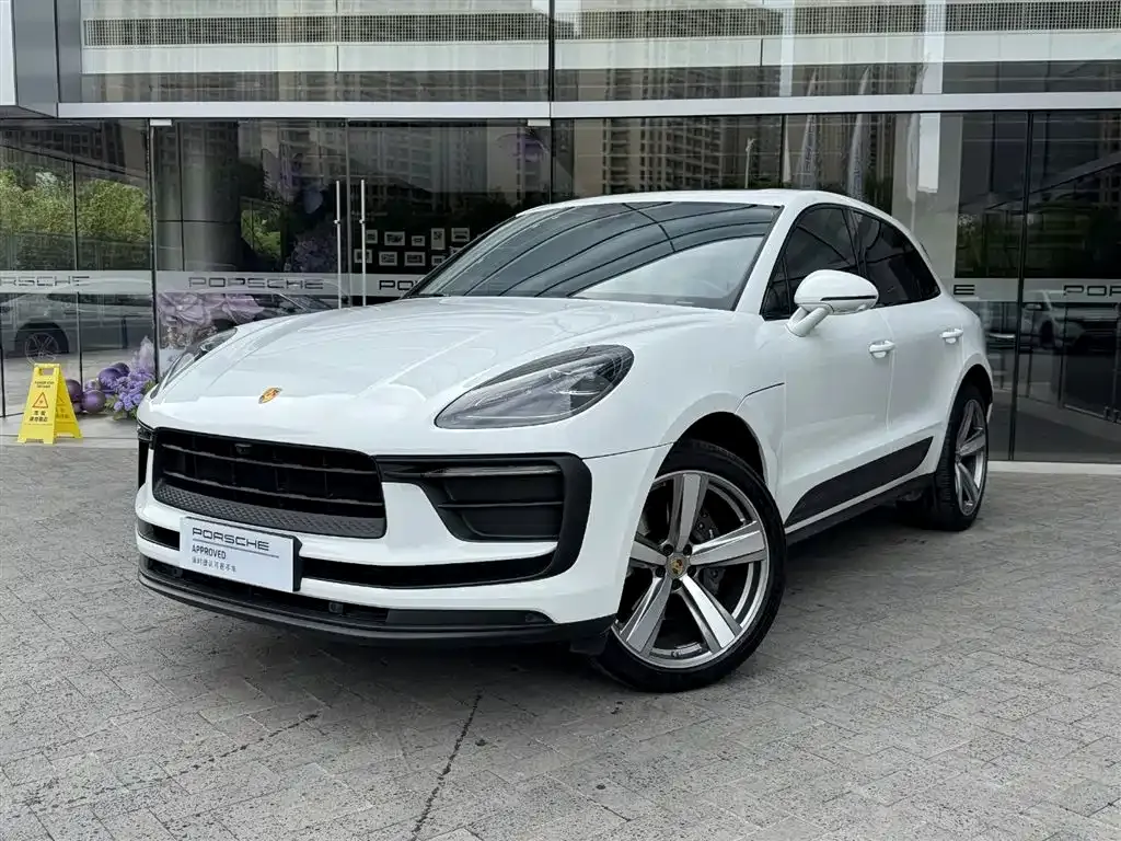 Porsche Macan — фото 1