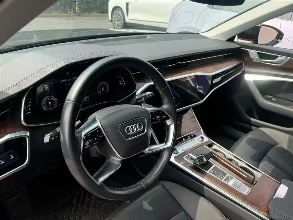 Audi A6 (Import) — фото 2