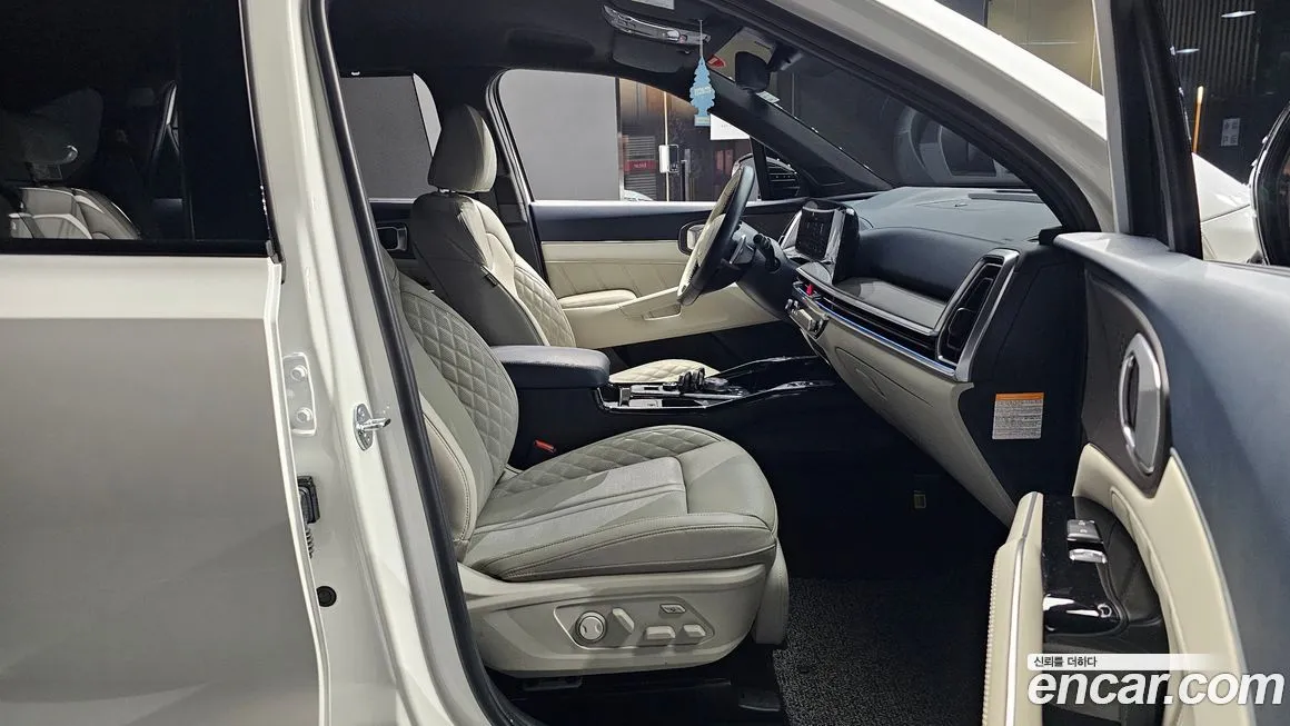 Kia Sorento — фото 10
