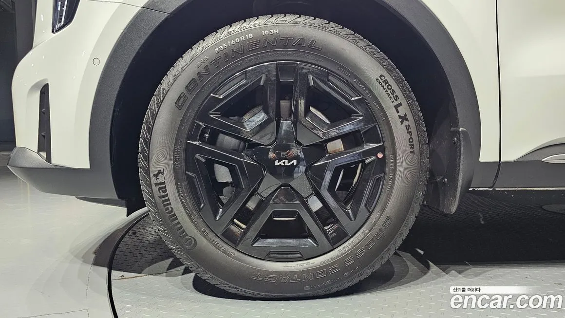 Kia Sorento — фото 4