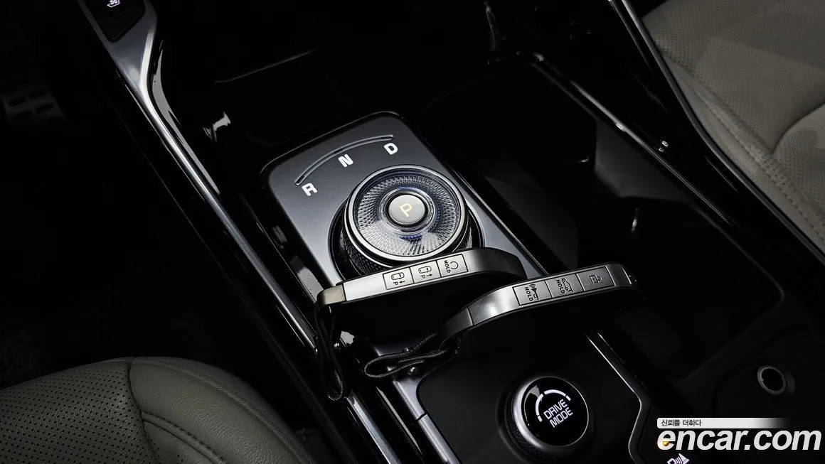 Kia Sorento — фото 9