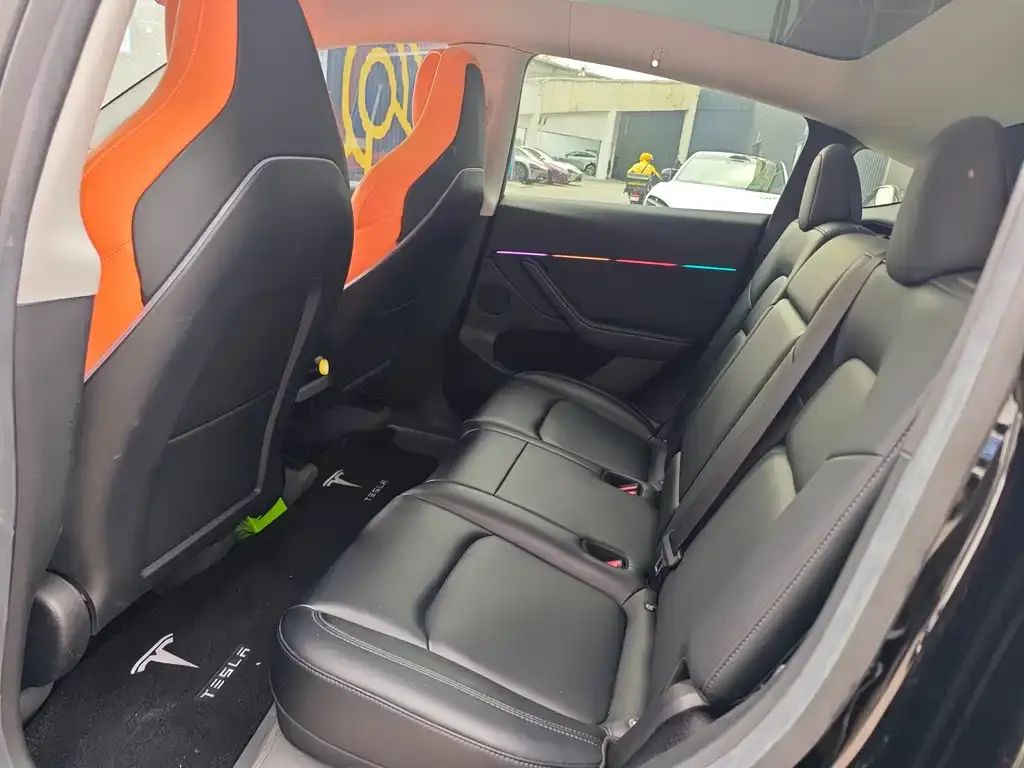 Tesla Model Y 2023 из CN, фото 7