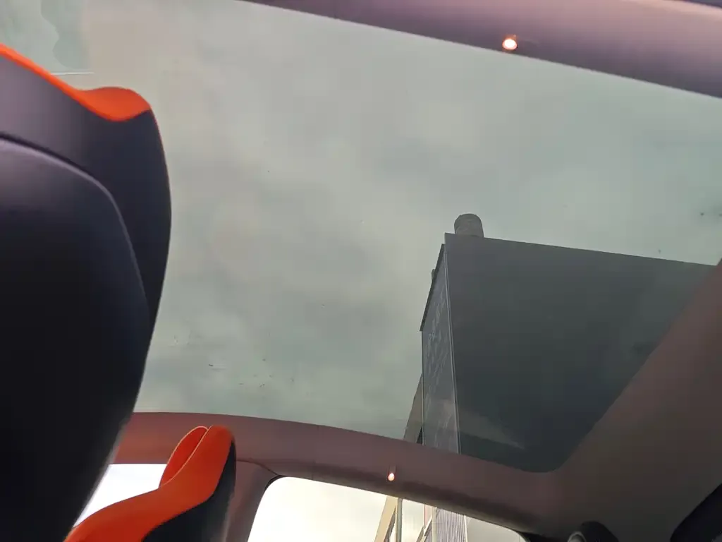 Tesla Model Y 2023 из CN, фото 2