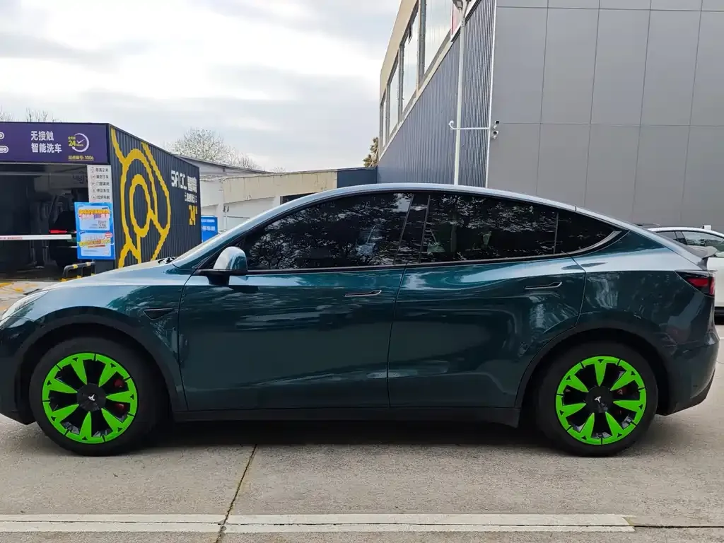 Tesla Model Y 2023 из CN, фото 4