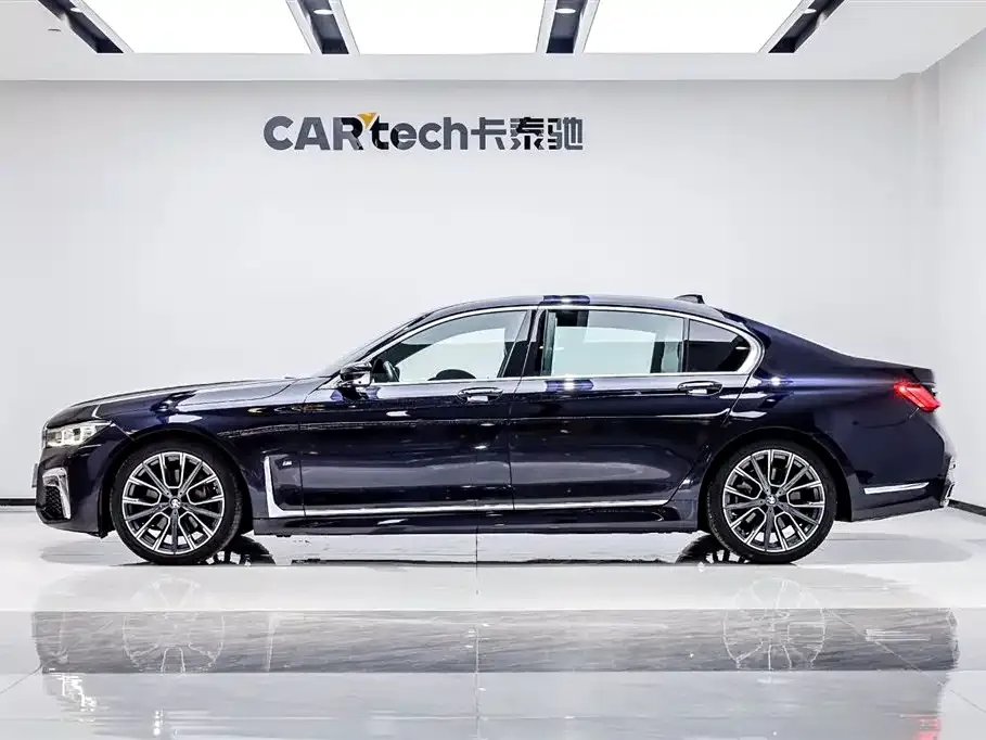 BMW 7 Series 2021 из CN, фото 3
