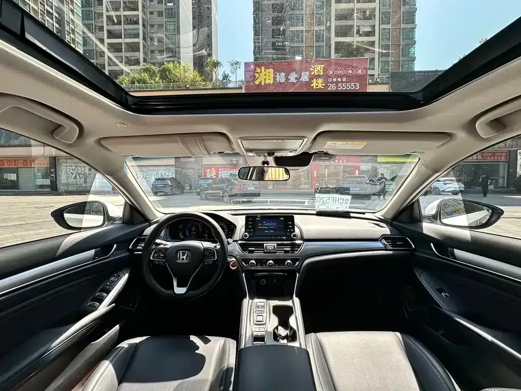 Honda Accord — фото 2