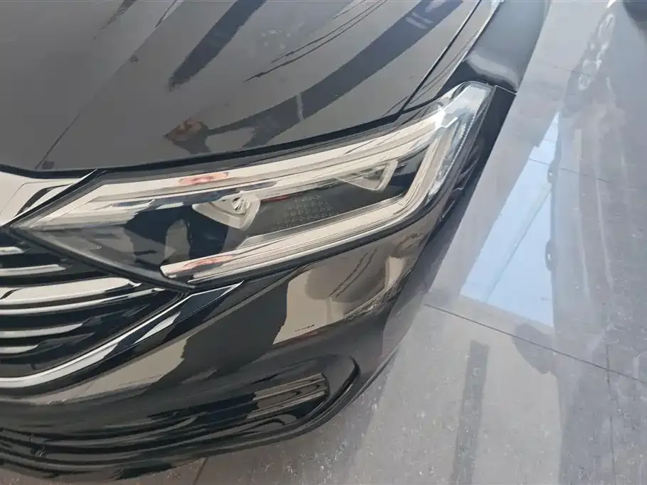 Volkswagen Sagitar 2023 из CN, фото 2