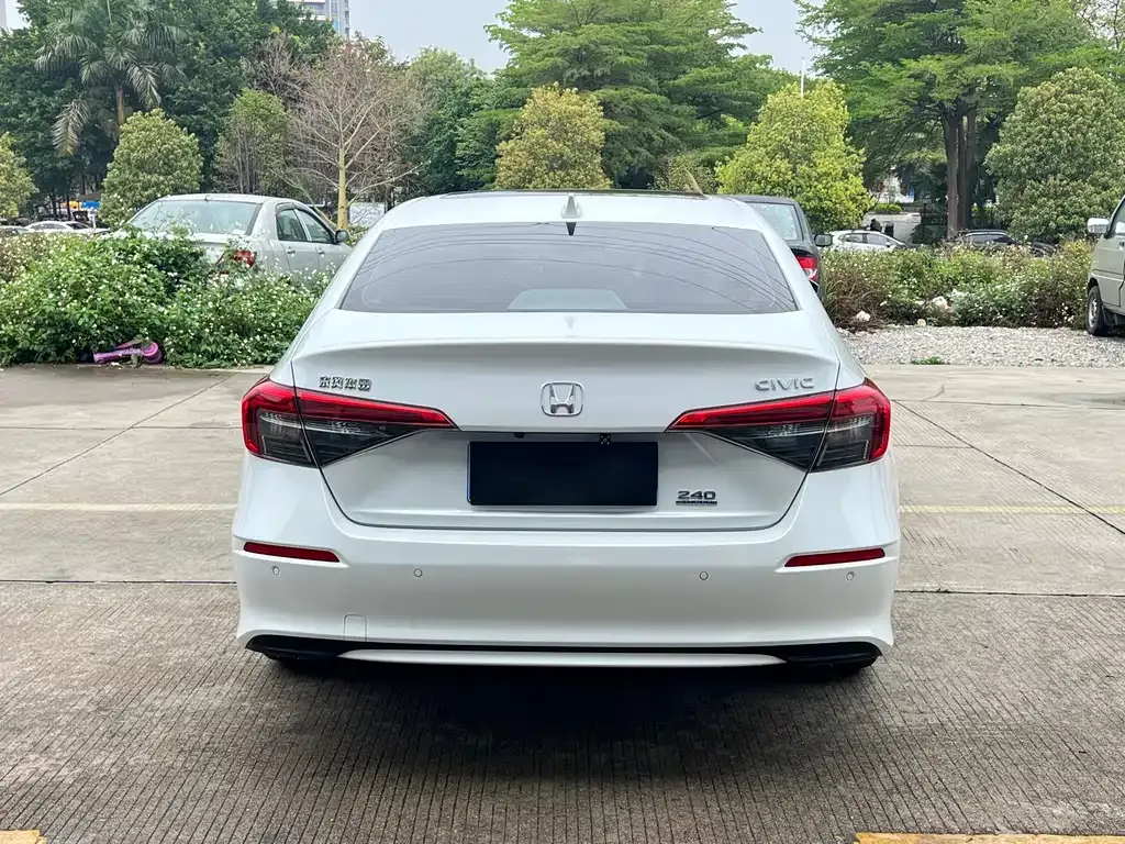 Honda Civic — фото 7