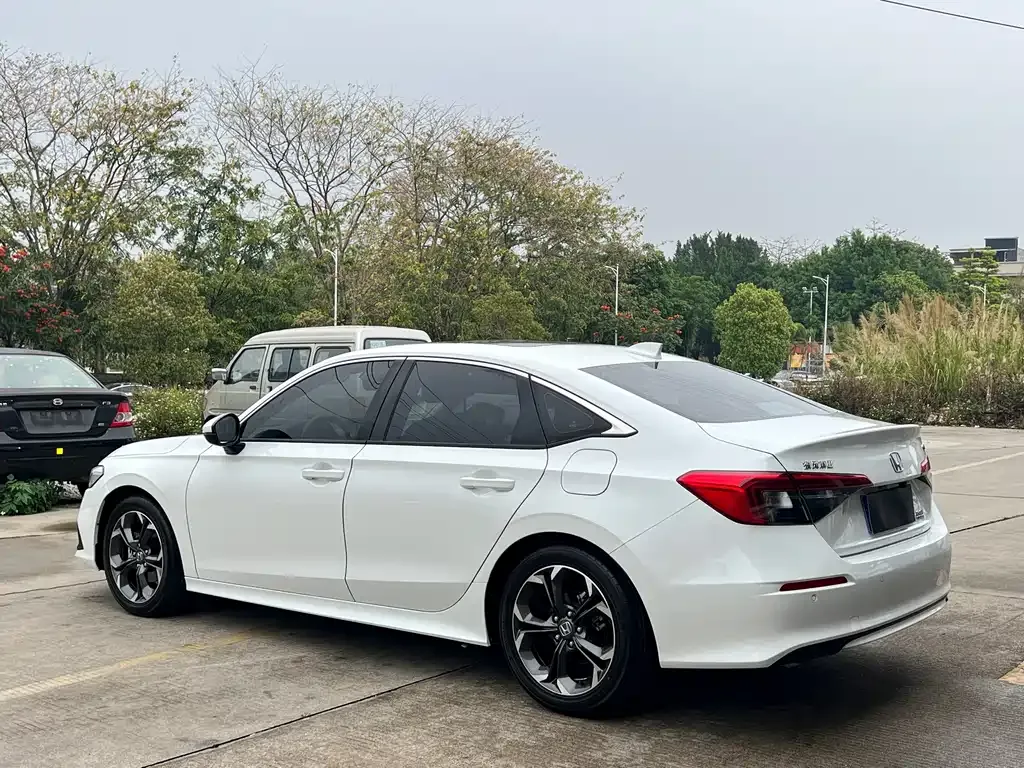 Honda Civic — фото 9