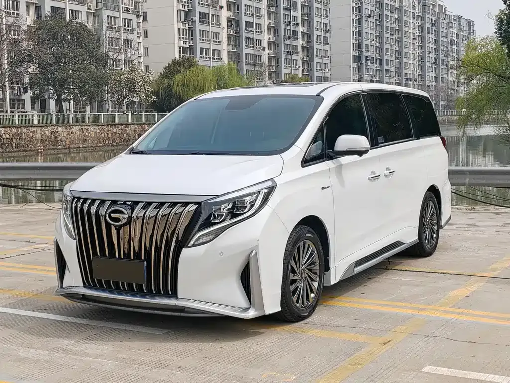 GAC Motor Trumpchi M8 — фото 1