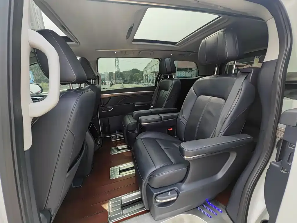 GAC Motor Trumpchi M8 — фото 2