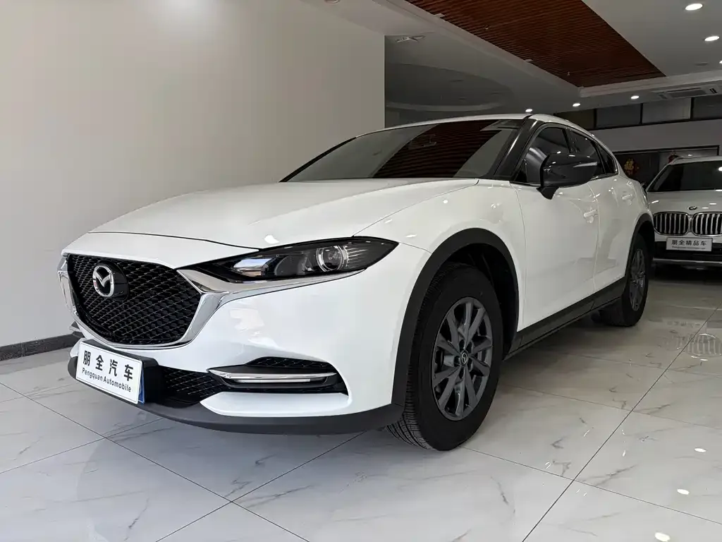 Mazda CX-4 — фото 1