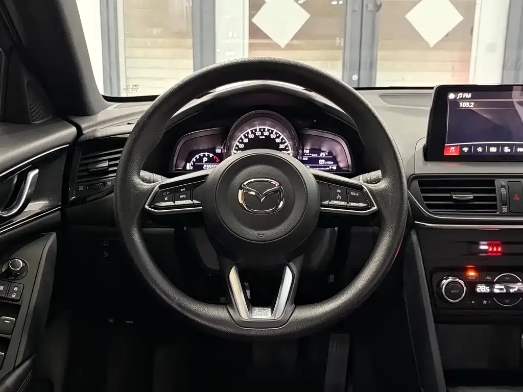 Mazda CX-4 — фото 2
