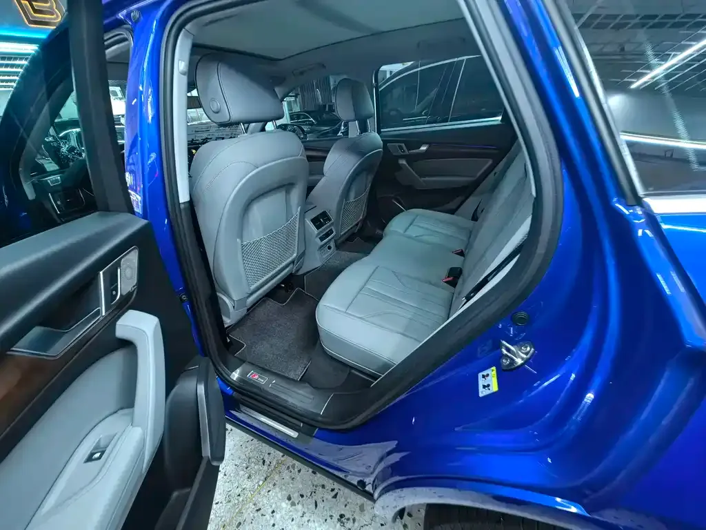 Audi Q5L 2021 из CN, фото 10