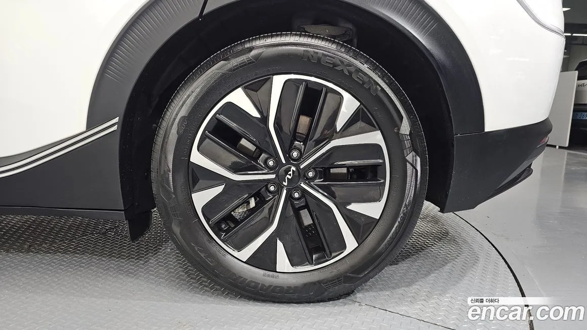 Kia EV6 — фото 4