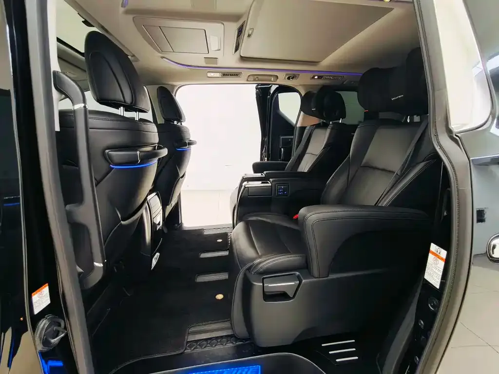 Toyota Vellfire 2021 из CN, фото 5