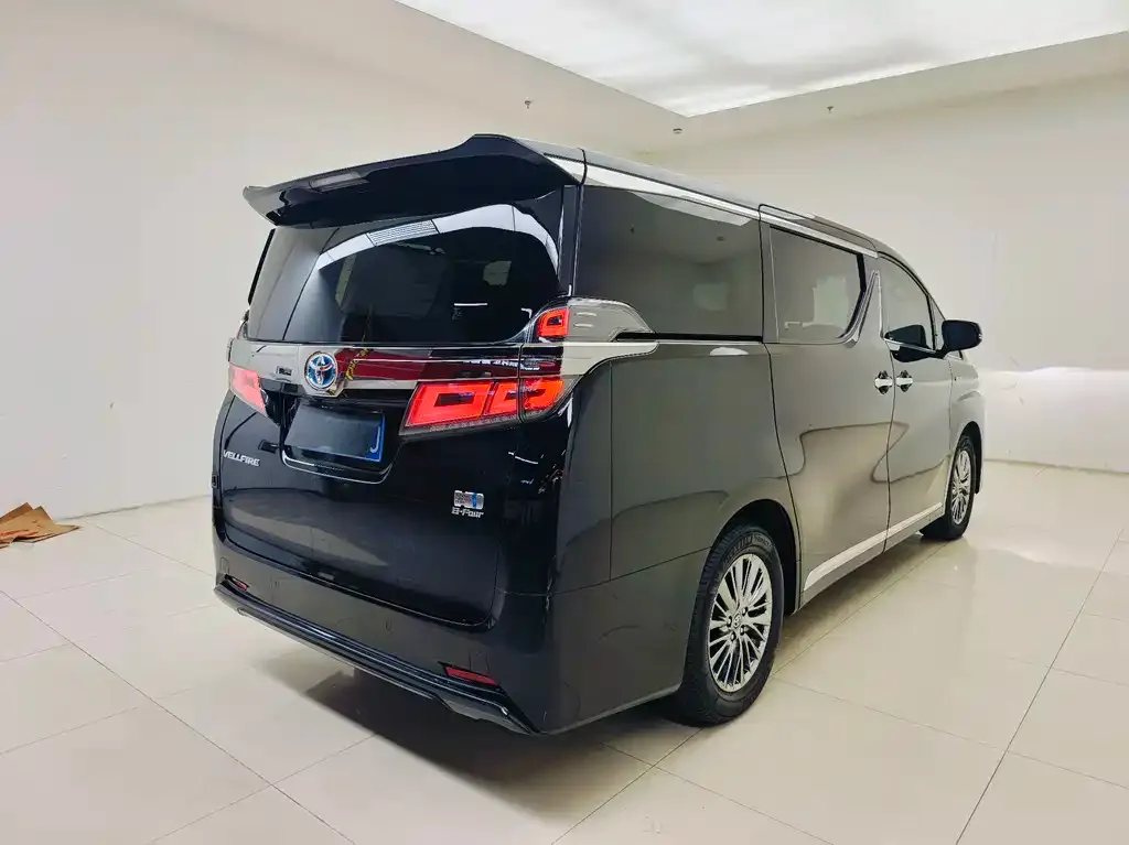 Toyota Vellfire 2021 из CN, фото 2