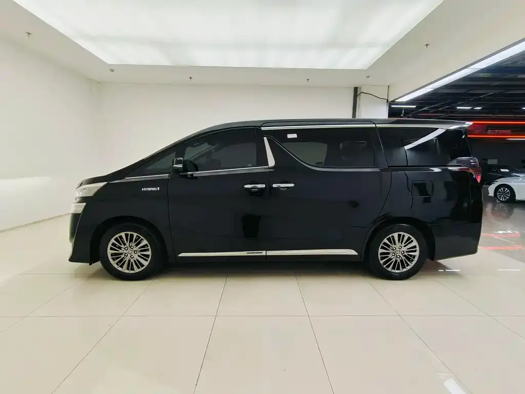 Toyota Vellfire 2021 из CN, фото 9