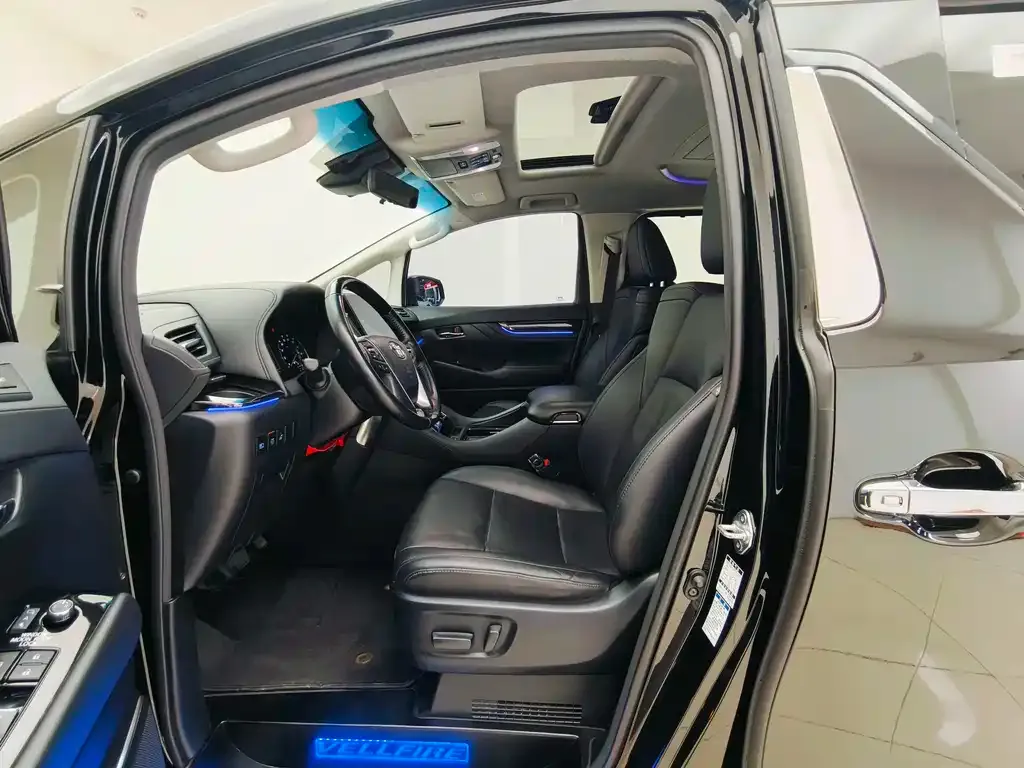 Toyota Vellfire 2021 из CN, фото 10