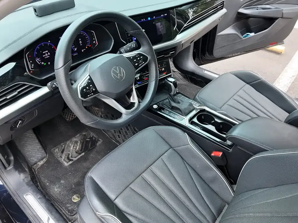 Volkswagen Passat — фото 3
