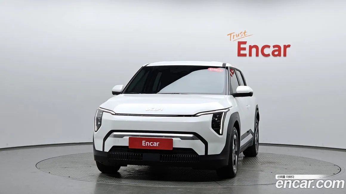 Kia EV3 — фото 8