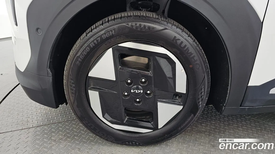 Kia EV3 — фото 4