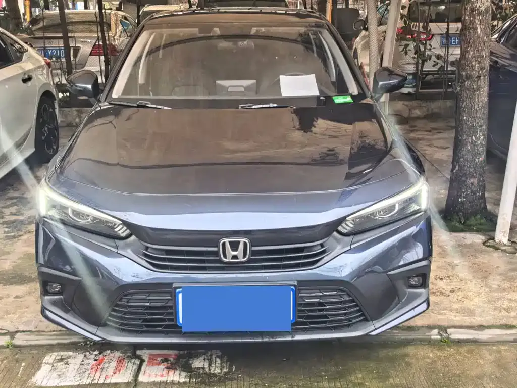 Honda Civic 2023 из CN, фото 1