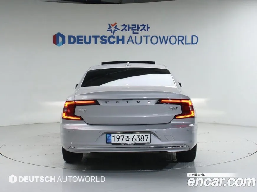 Volvo S90 2023 из KR, фото 4