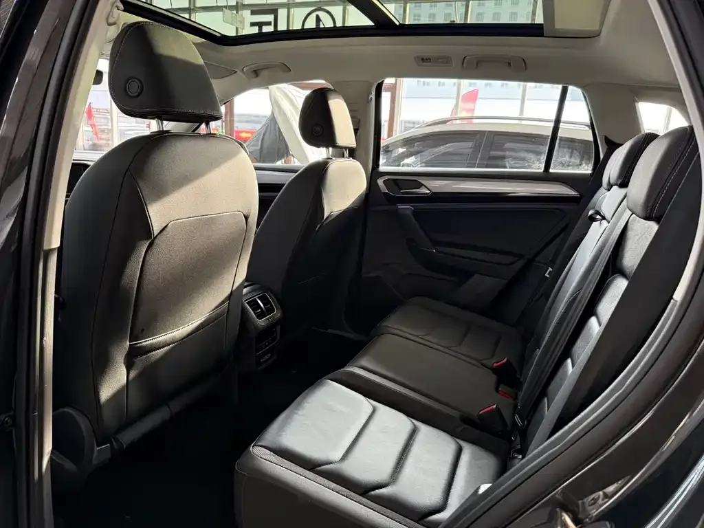 Volkswagen Tayron 2021 из CN, фото 9