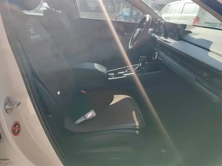 Honda Accord — фото 3