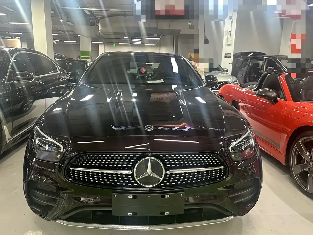 Mercedes-Benz E-Class — фото 4