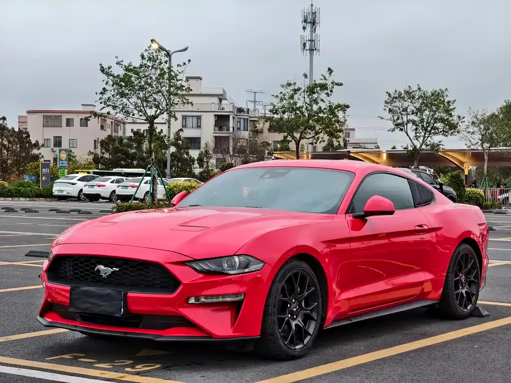 Ford Mustang 2023 из CN, фото 1