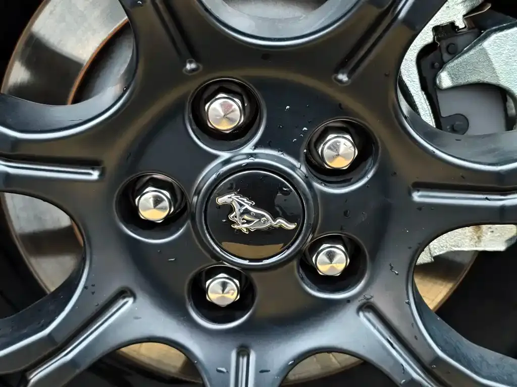 Ford Mustang 2023 из CN, фото 3