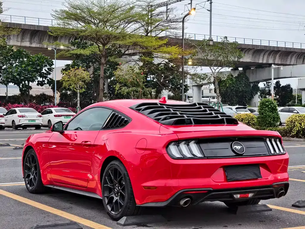 Ford Mustang 2023 из CN, фото 10