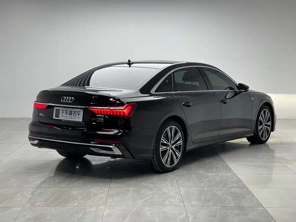 Audi A6L — фото 6